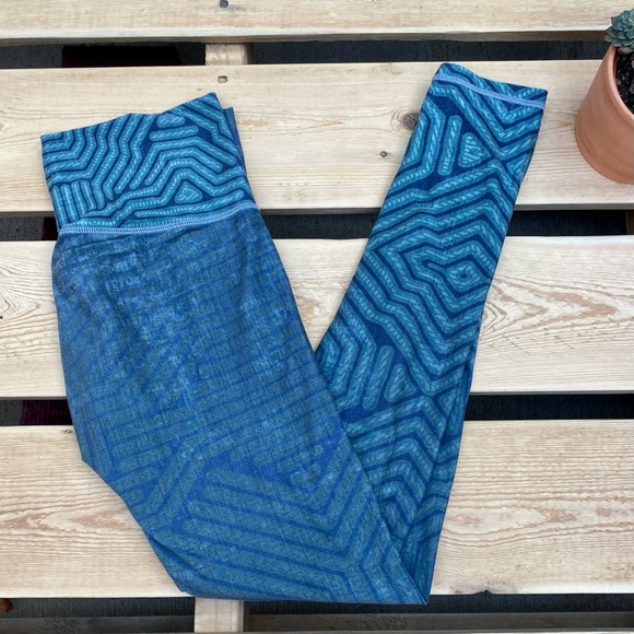 ✨NIYAMA SOL EUCALYPTUS CIRCUIT BAREFOOT LEGGINGS M - Picture 2 of 12